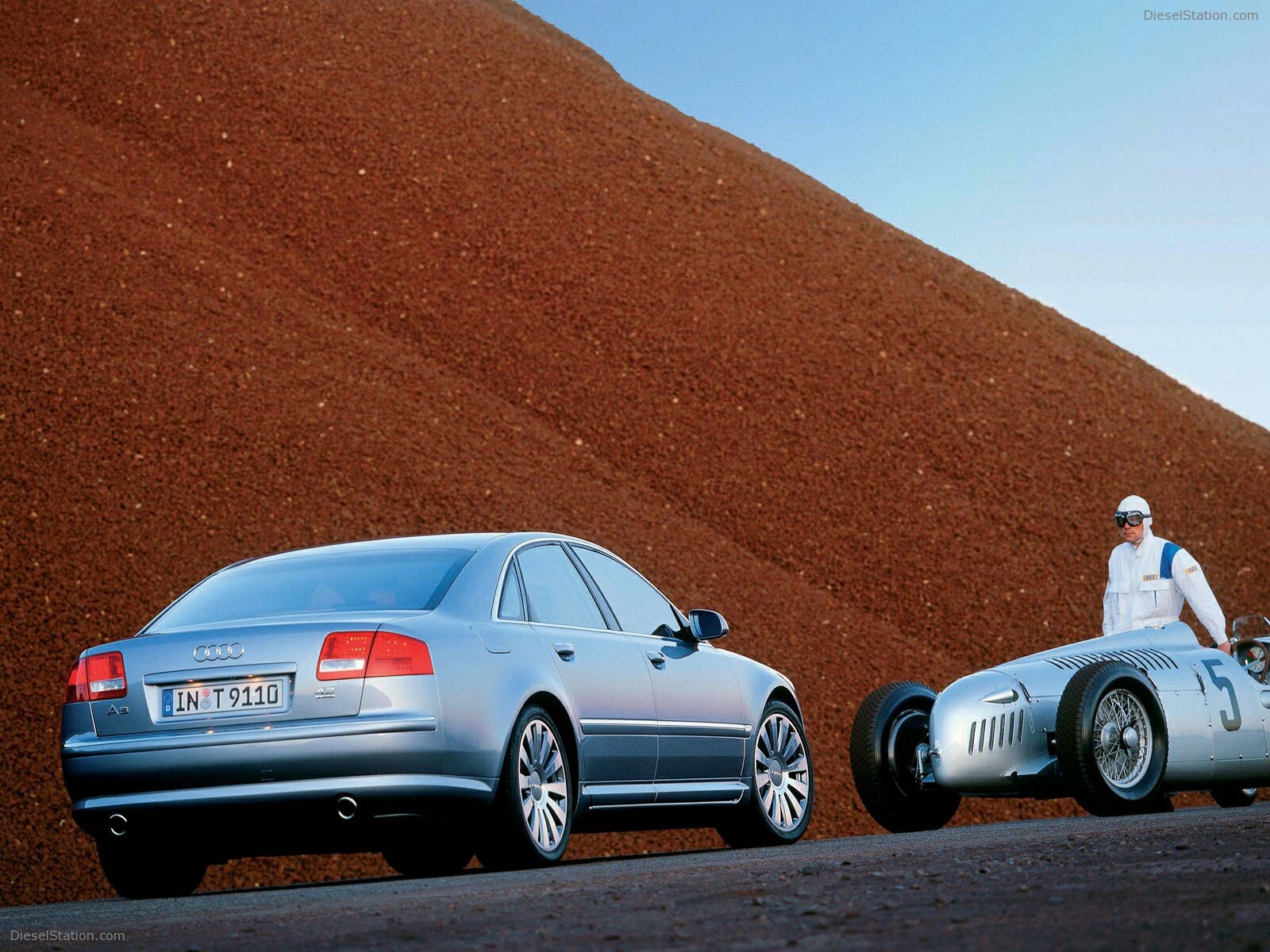 Audi A8 (2004)